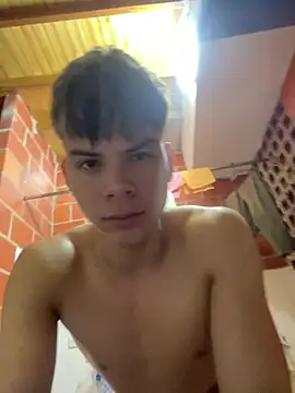 handsome_boys69 (M twink) - CUM EN EL BALCÓN 🍆💦