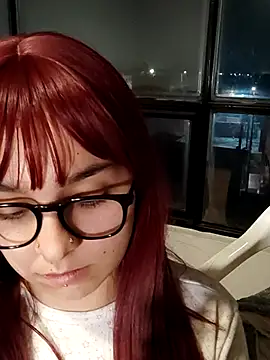 littlevalerie - Littlevalerie's free webcam - UK Sex Cams