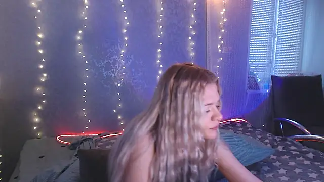 Your_Horny_Friends webcam