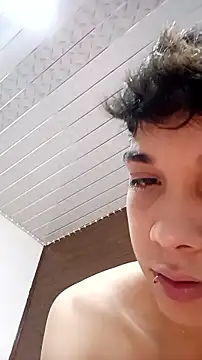 Webcam Model (LeySmithVC)  is live.Free join now!