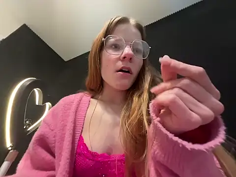 foxy_ana13 - Foxy_ana13's free webcam - UK Sex Cams