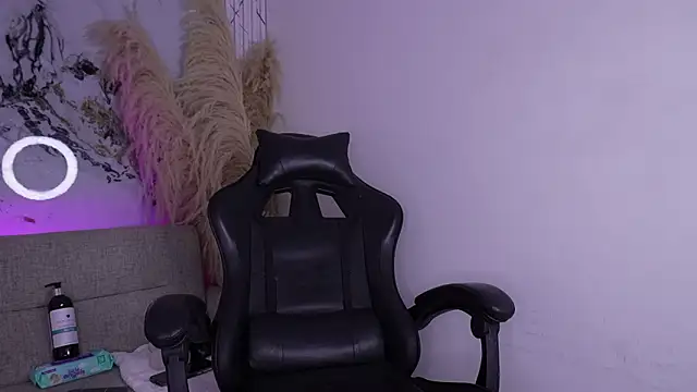 lilithDraven_ webcam