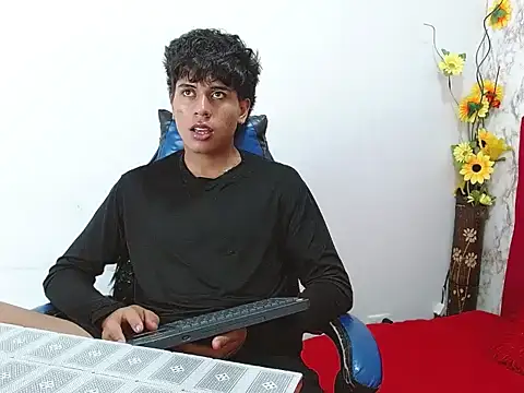 Valentino_Lane webcam