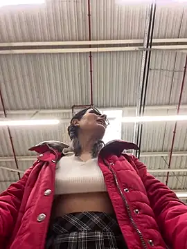 natakitten (G milf) - Show and slap pussy in public 5t,LT🎥