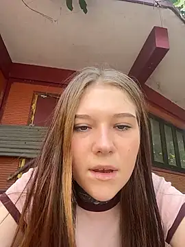 fionamurr (F teen) - suck a dildo