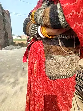 COUPLLE_VILLAGE webcam