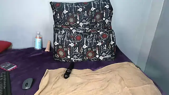 Dickcraverb30 webcam