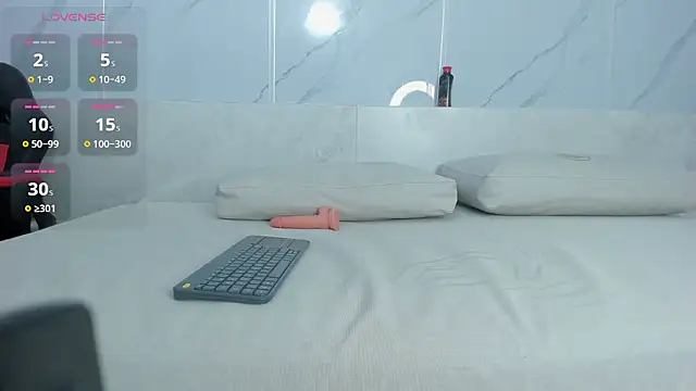 valerith_hale webcam