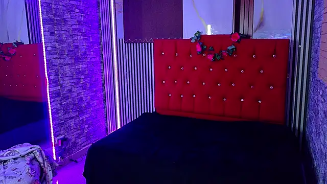 mia_hernnandez webcam