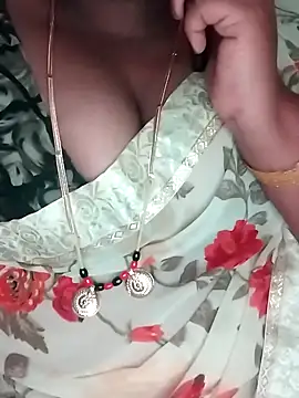 divyahoty (F young) - Full nude and pussy fingaring 10 mins