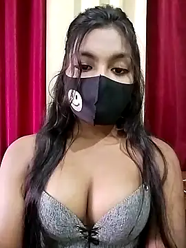 Webcam Model (RedRose-1)  is live.Free join now!