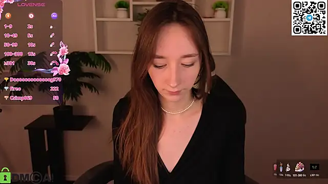 Miche1le_Allenne webcam