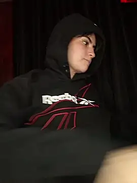 Webcam Model (kuritto_)  is live.Free join now!