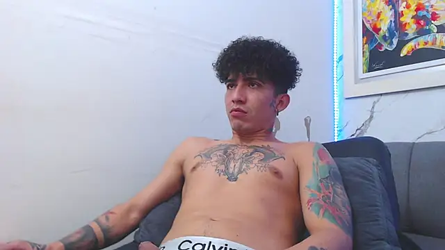 targuerian22 - Targuerian22's free webcam - UK Sex Cams