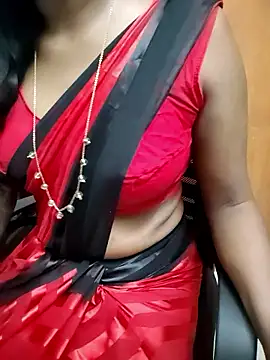 Webcam Model (Tamilmallu-duskygirl03)  is live.Free join now!