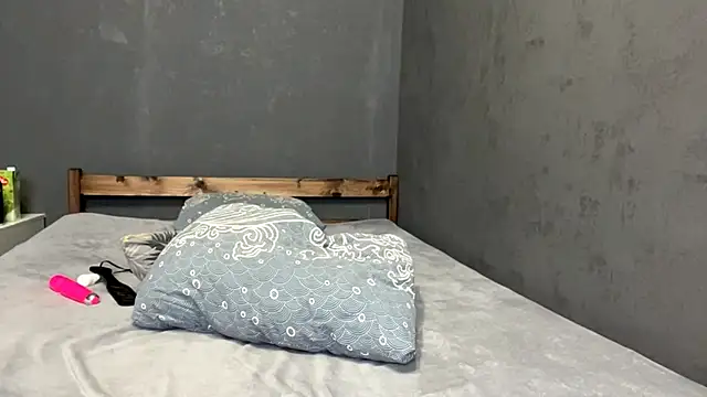 arielwormy - ArielWormy's free webcam - UK Sex Cams