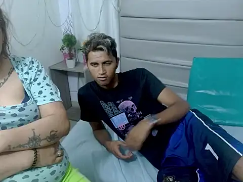 Cecilia_and_Carlos webcam