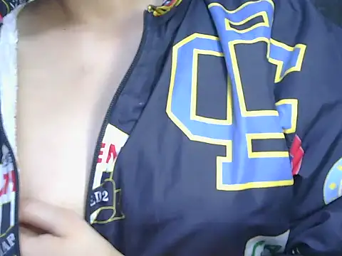 Glamorous_Aditi webcam