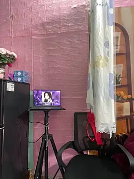 bollozzy_89 (F milf) - buy a house