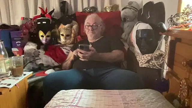 EroticVenetian webcam