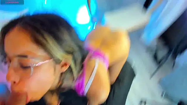 bastian_and_samantha webcam