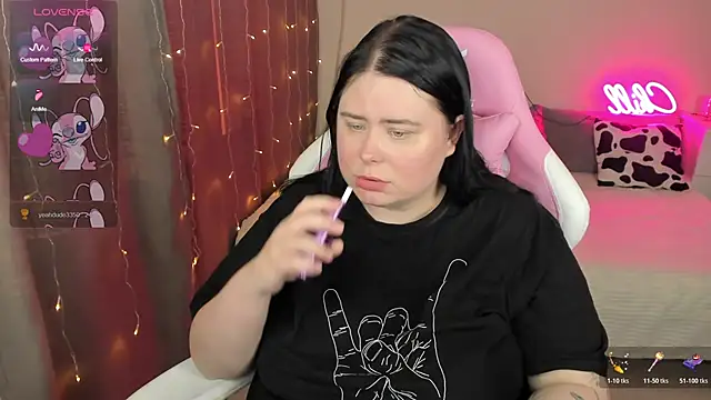 Akemi_BBW webcam