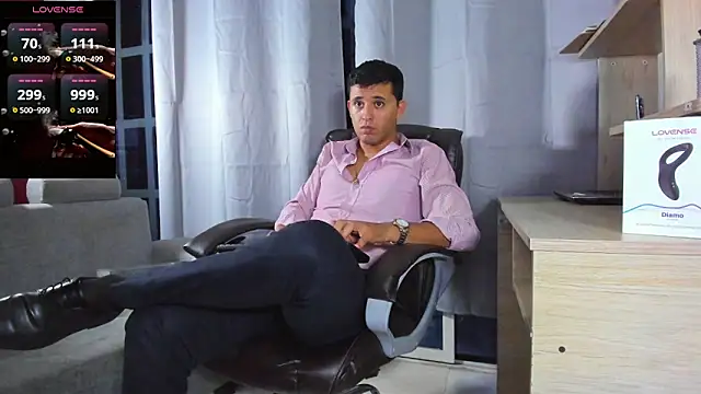 Hideintheoffice webcam