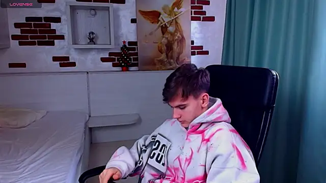 bradyflint (M twink) - CUM SHOW !!!