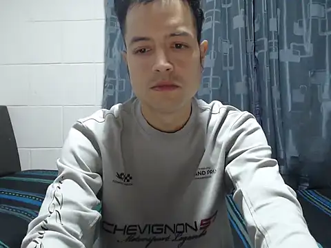 dimitriquiet05 webcam