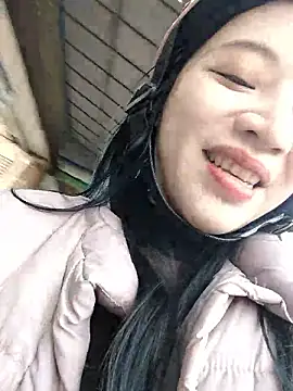 美女Lovelyanan在线直播