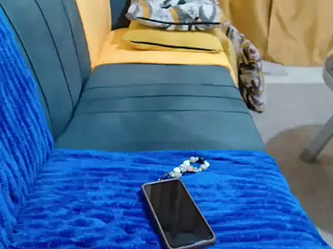 leslysexygirl webcam