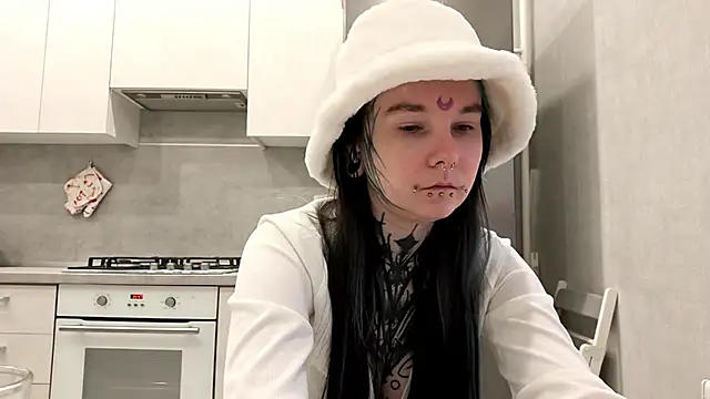 HighelikeGirl webcam