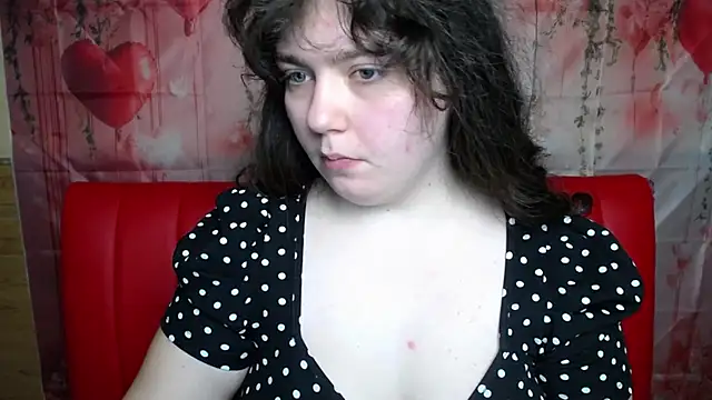 NeonilaLisova webcam