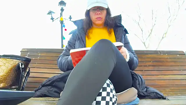 MellyBigLabiaOrgasmic webcam