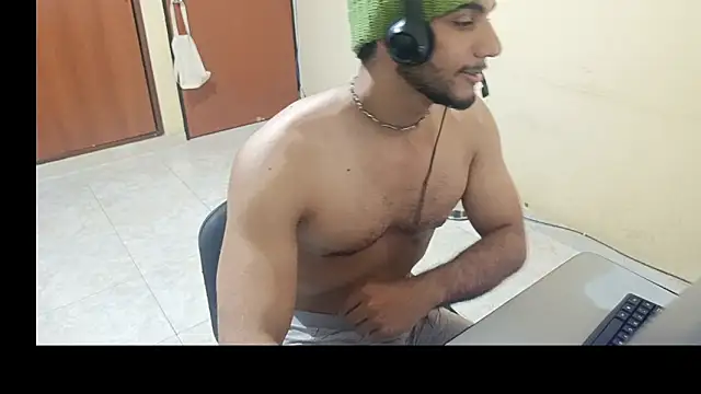 jhonydotcom - Jhonydotcom's free webcam - UK Sex Cams