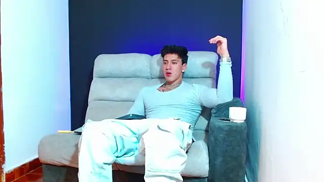 JUSTIN_FULLER1 webcam