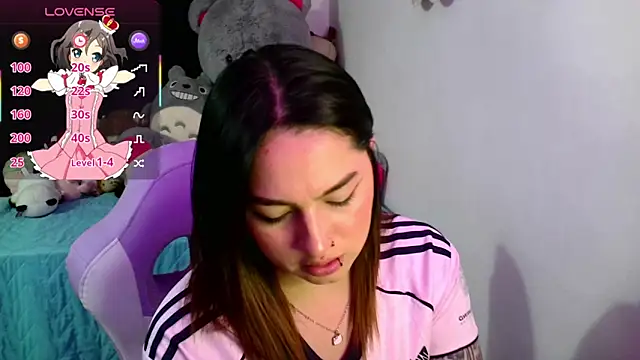 lucycherry__ - Lucycherry__'s free webcam - UK Sex Cams