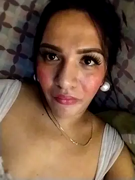 Yourbabyshane webcam