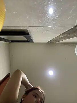 melanie_hh1 - Melanie_hh1's free webcam - UK Sex Cams