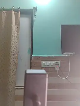 zyphialive - ZyphiaLive's free webcam - UK Sex Cams