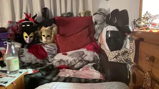 EroticVenetian webcam