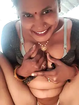 Webcam Model (Akanksha_soni)  is live.Free join now!