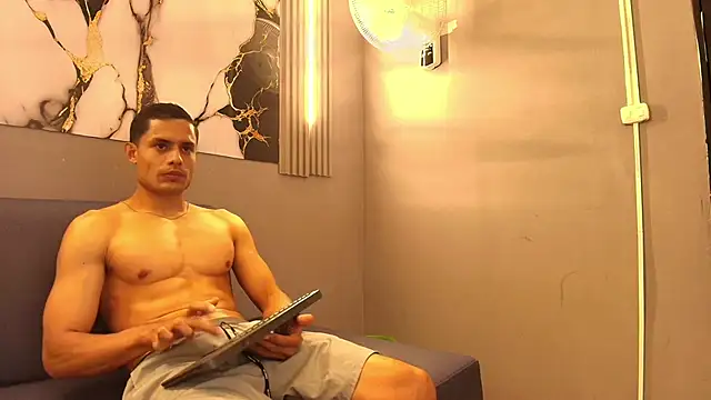 JUSTIN_WYATT2 webcam