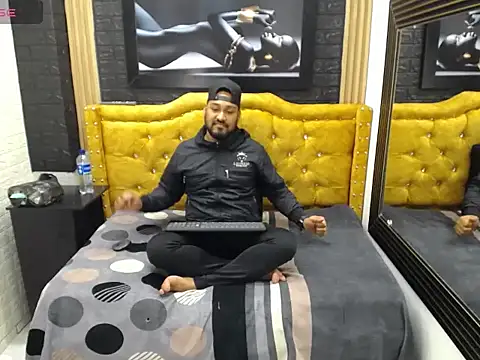 Liam_and_albala webcam