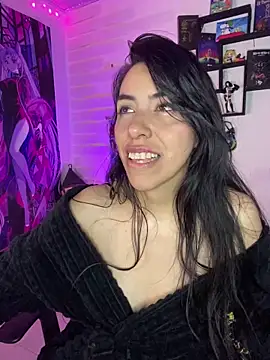 Webcam Model (Sky_Girl_LS)  is live.Free join now!