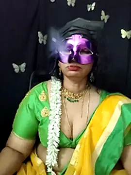 Webcam Model (sesiteluguammayi)  is live.Free join now!