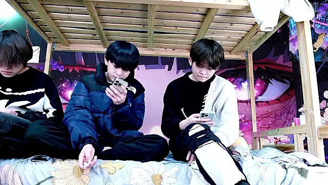 xiaohuangren01 webcam