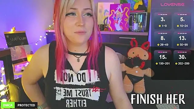 princess_sofiee webcam