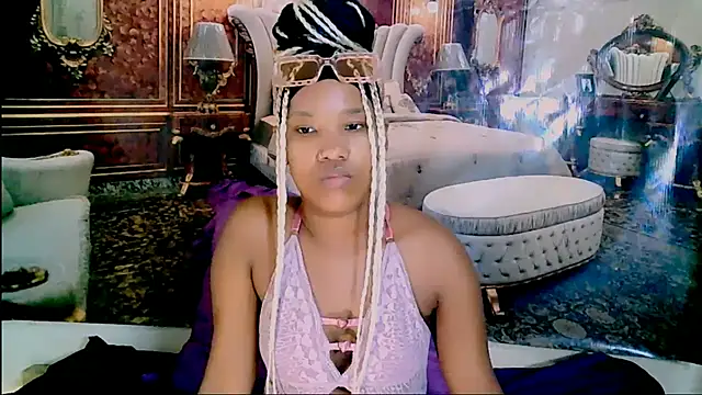 EroticSexyPrada webcam