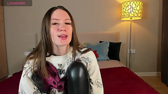 cutienaughtygirl webcam